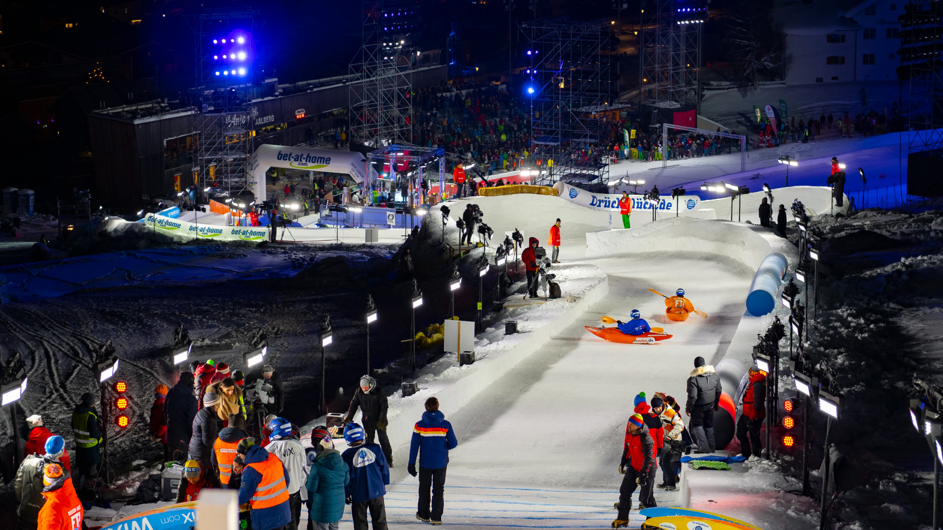 PRG provided the lighting for the course and an LED wall for the spectators at the ProSieben Wintergames in 2018, as well as the sound system for the spectator area.