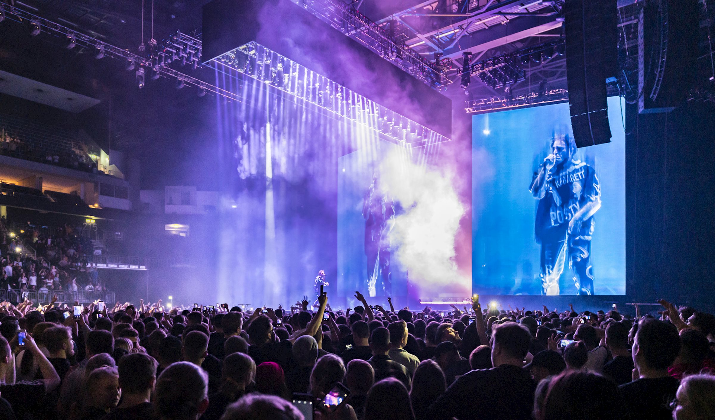 PRG ondersteunt Post Malone wereldwijd door 360 concert touring services te leveren, inclusief geluid, video, licht en rigging.