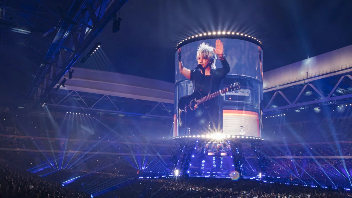 PRG delivers a colossal Tower (the 45m high tower and with a diameter of 30m) for the Indochine Central Tour in France.
