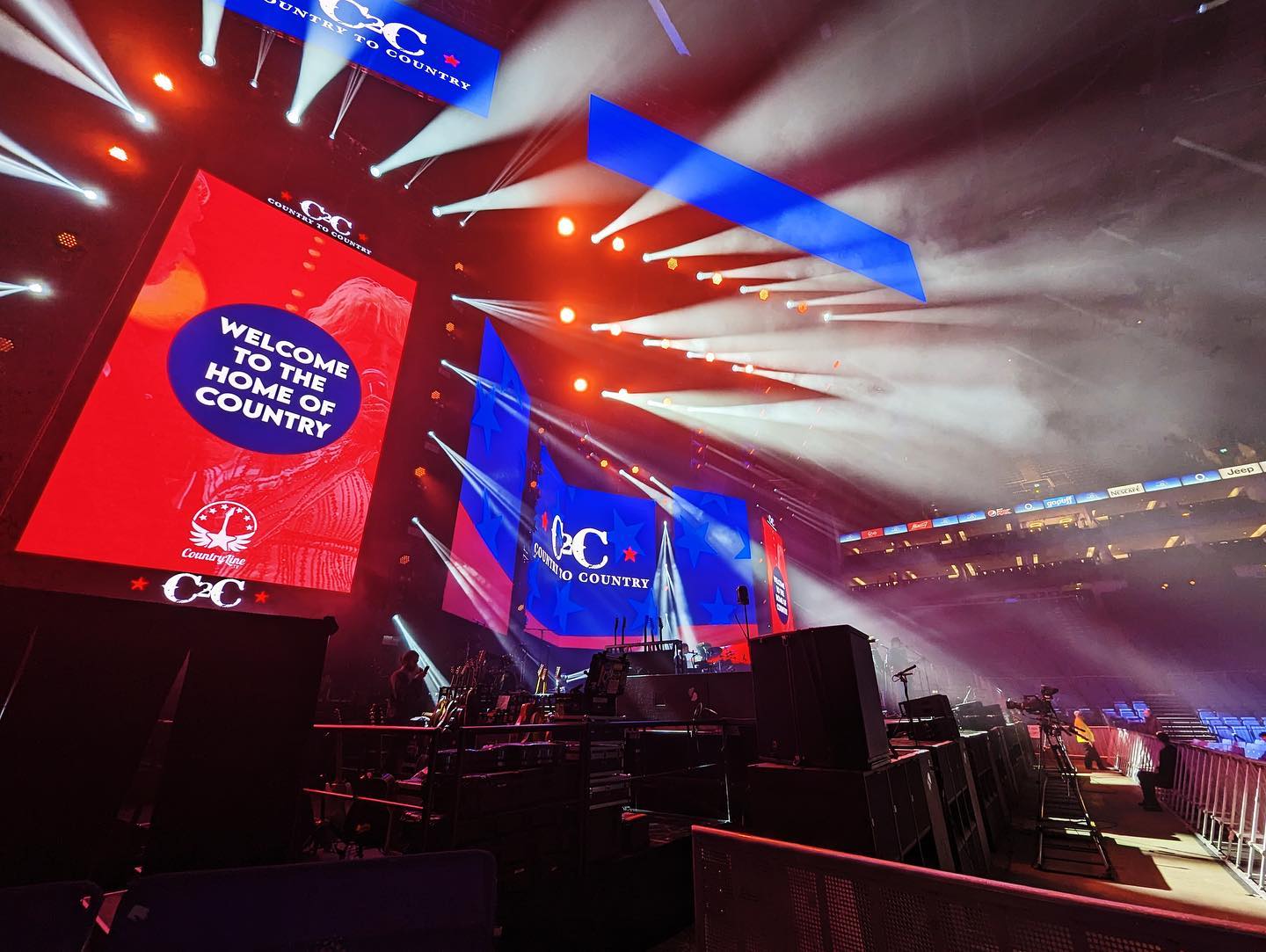 PRG UK was thrilled to be in the heart of the action once again this year, delivering lighting, rigging, LED, servers, and cameras to C2C’s London and Glasgow shows.