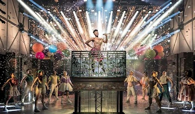 PRG UK stapt op het West End podium met het larger-than-life, multi-award-winnende team at & Juliet The Musical