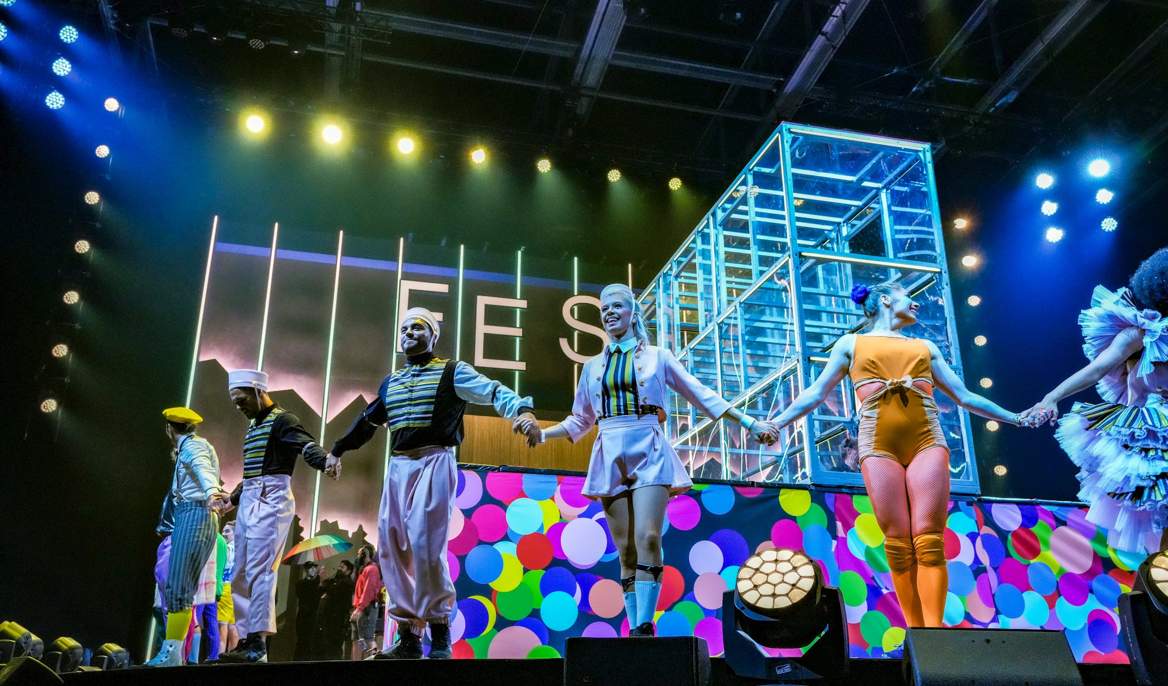 PRG freut sich über die Zusammenarbeit mit dem Cirque du Soleil und dessen neuer Show in den Bereichen Rigging, Audio- und Lichttechnik.