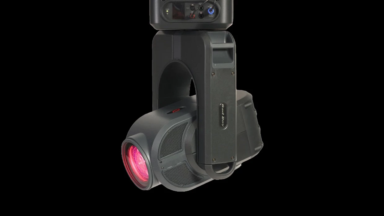 GroundControl® Bad Boy® as a powerful 55,000 lumen output and a standard zoom range of 8:1 zoom range, as well as an ultra narrow zoom mode