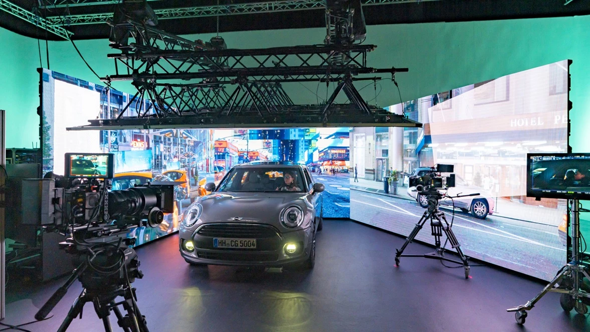 PRG OverDrive as an "Enhanced Environment" offers many more advantages than the classic green screen and is therefore very interesting for the film and TV industry.