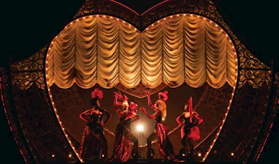 how-huge-moulin-rouge-stage-was-recreated-inside-sfs-orpheum-theatre